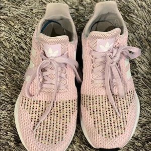 Adidas SWIFT Run shoes